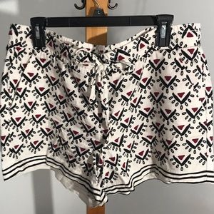 Loft Large tied High Waist Red White Black Pattern